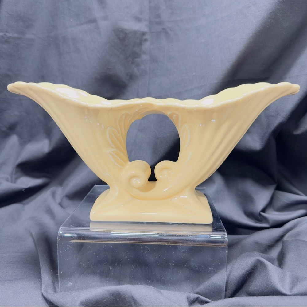 Vtg Art Pottery Double Vase Cornucopia Ceramic 11" Long By Abingdon Yellow Cream